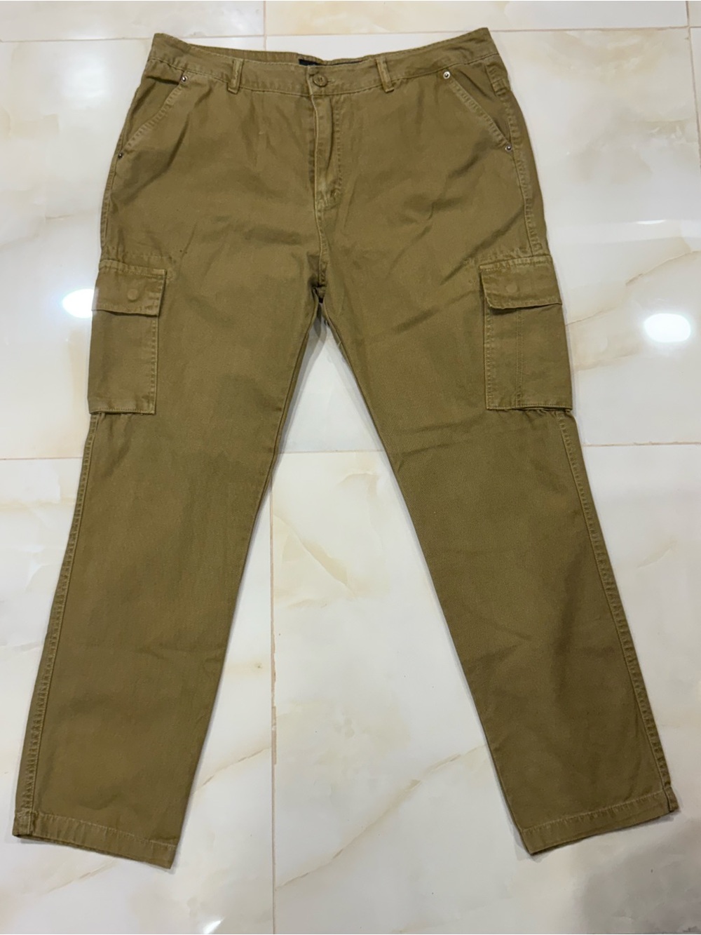 Men's Cargo Pants in Olive - Versatile Utility Trousers